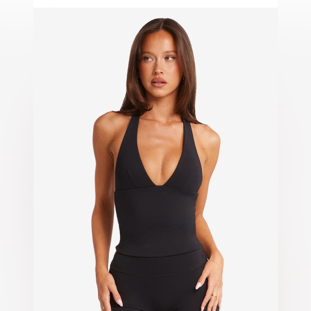 Black Sleeveless Crop Top